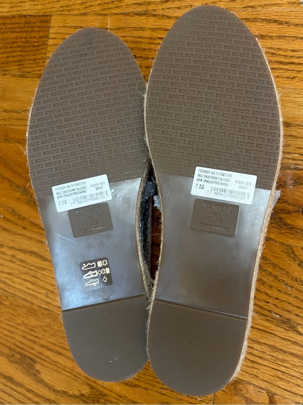 SCHUTZ brand new
